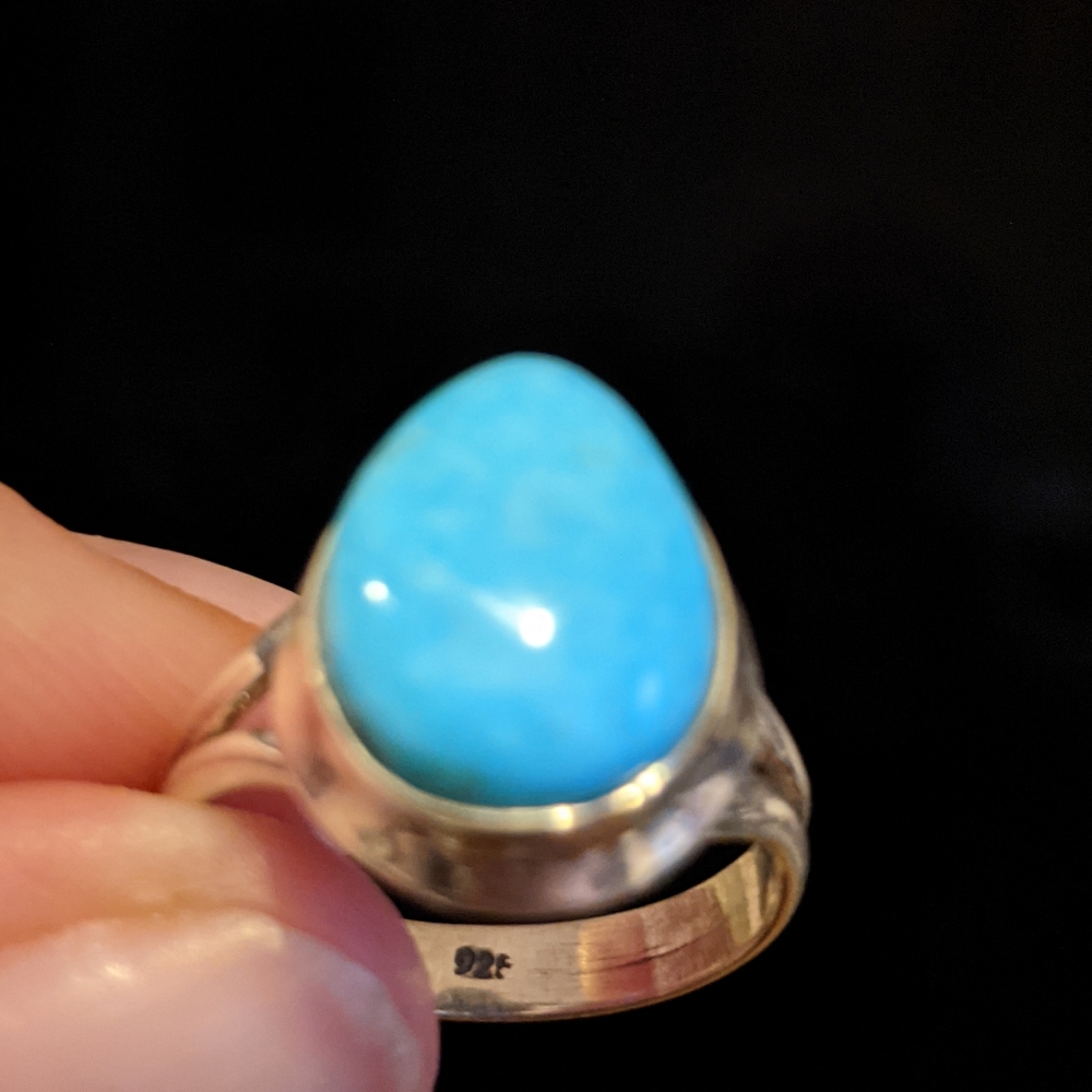 Arizona Mohave Turquoise .925 Silver Ring, size 6. - Picture 7 of 8